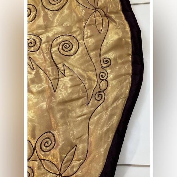 Santa’s Best Tree Skirt Gold Satin Purple Velvet Trim - Picture 3 of 16